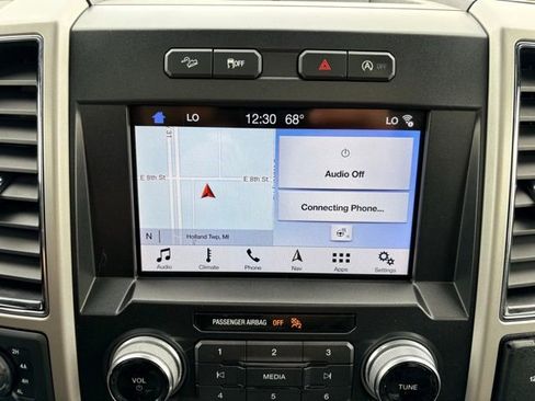 Used 2019 Ford F150 Lariat w/ Equipment Group 502A Luxury image 28