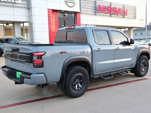 New 2026 Nissan Frontier PRO-4X w/ Pro-4x Convenience Package image 6