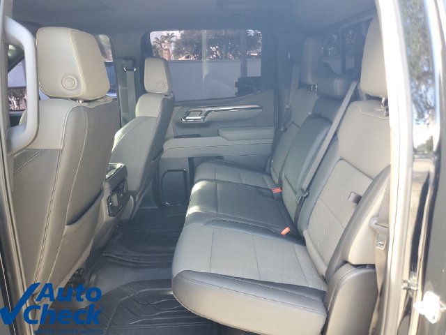 Used 2025 Chevrolet Silverado 1500 ZR2 AWD/4WD image 11