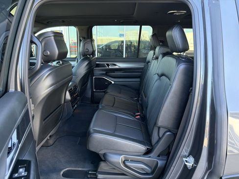 New 2026 Jeep Grand Wagoneer Limited w/ Premium Group II image 9