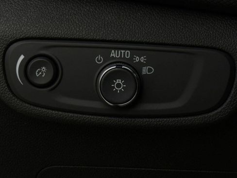 New 2026 Chevrolet TrailBlazer RS w/ Convenience Package FWD image 21
