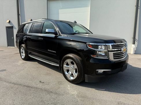 Used 2019 Chevrolet Suburban Premier w/ Max Trailering Package AWD/4WD image 12