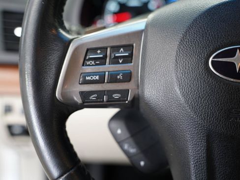 Used 2013 Subaru Outback 2.5i Limited w/ Moonroof Pkg AWD/4WD image 13