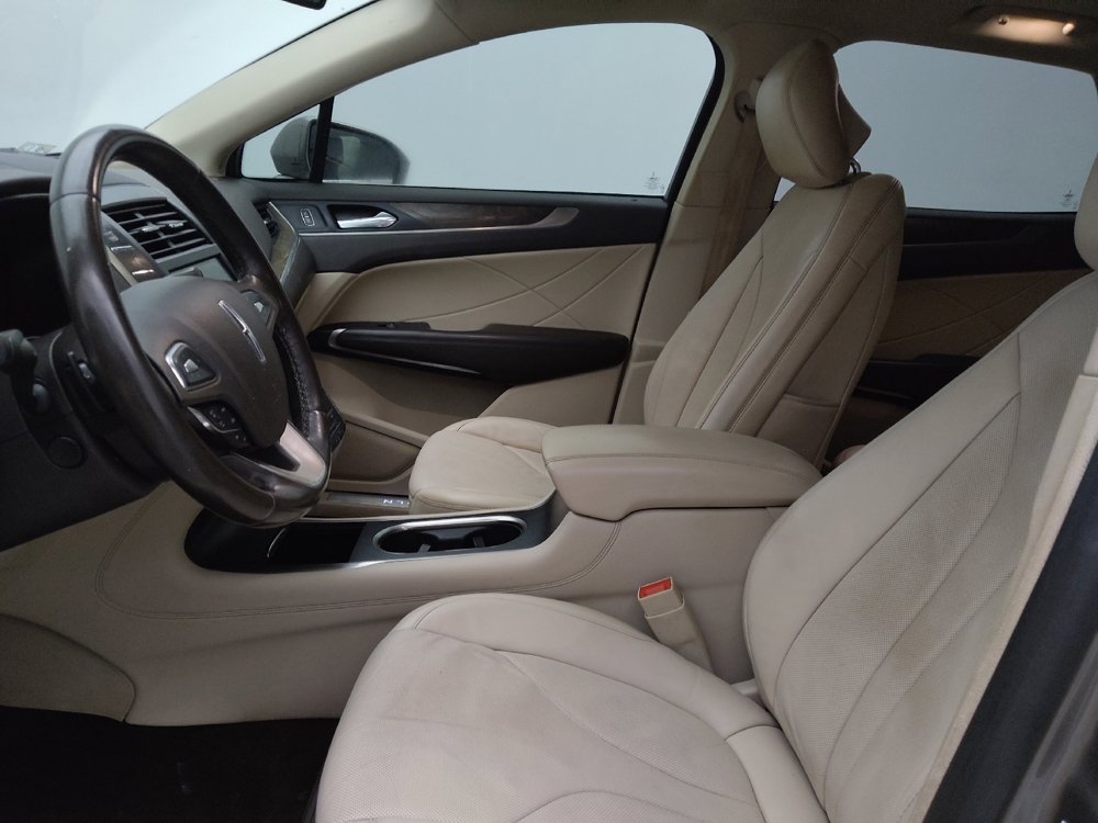 Used 2017 Lincoln MKC Reserve FWD image 17
