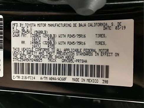 Used 2019 Toyota Tacoma SR5 AWD/4WD image 23