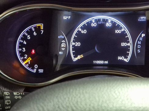 Used 2015 Jeep Grand Cherokee Laredo w/ Quick Order Package 23E image 12