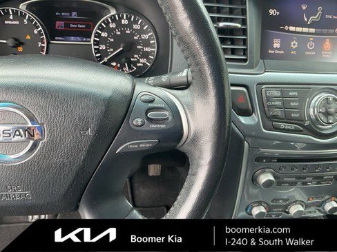 Used 2020 Nissan Pathfinder SL image 20