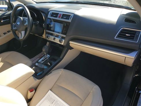 Used 2016 Subaru Legacy 2.5i Limited image 4