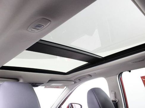Certified 2022 Nissan Rogue SV w/ SV Premium Package FWD image 24