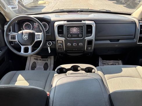 Used 2023 RAM 1500 Classic SLT AWD/4WD image 21