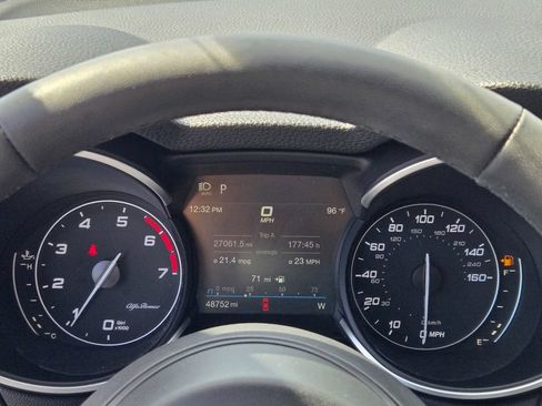 Used 2021 Alfa Romeo Stelvio Sprint w/ Sun & Sound Package AWD/4WD image 44