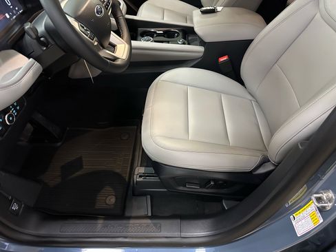 New 2026 Ford Explorer Active image 18