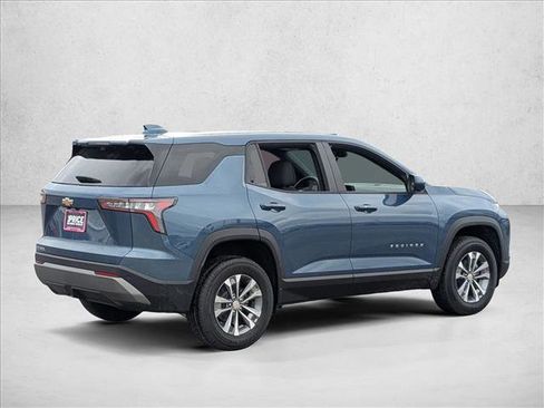 New 2026 Chevrolet Equinox LT w/ Safety and Technology Package FWD image 2