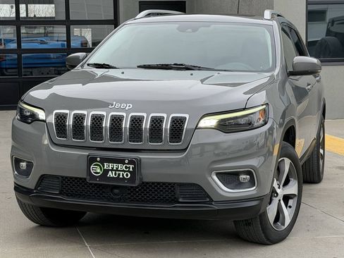 Used 2021 Jeep Cherokee Limited AWD/4WD image 3