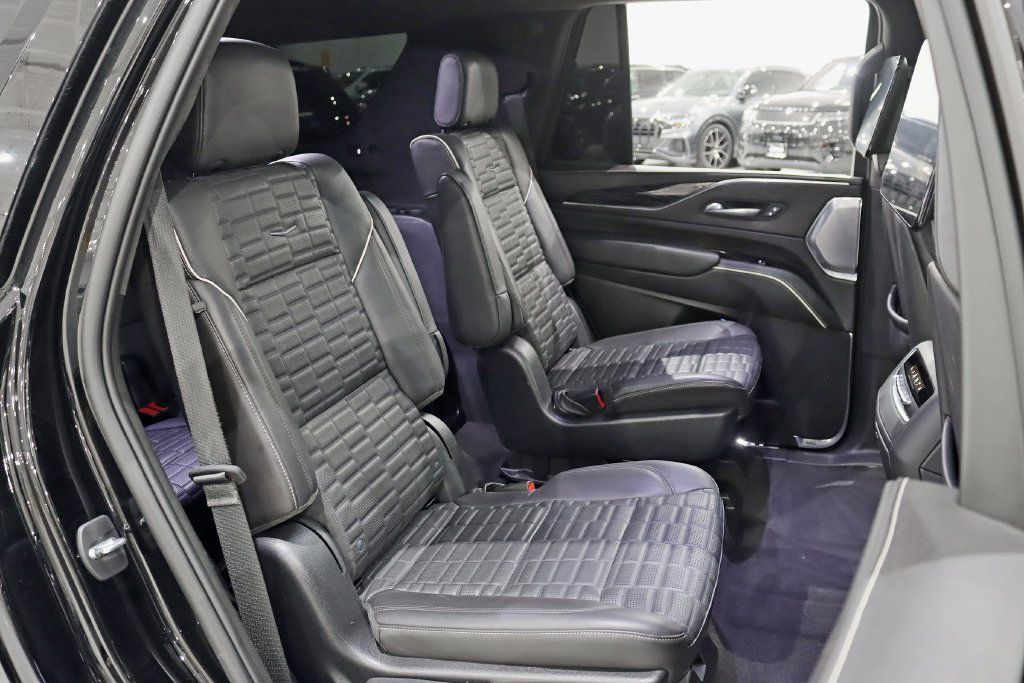 Used 2023 Cadillac Escalade V AWD/4WD image 27