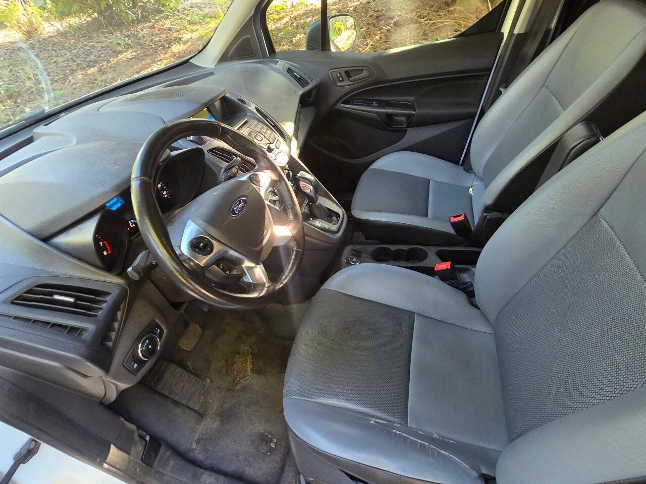 Used 2017 Ford Transit Connect XL FWD image 2