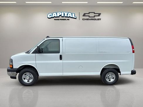 New 2025 Chevrolet Express 2500 Work Van w/ Driver Convenience Package image 10