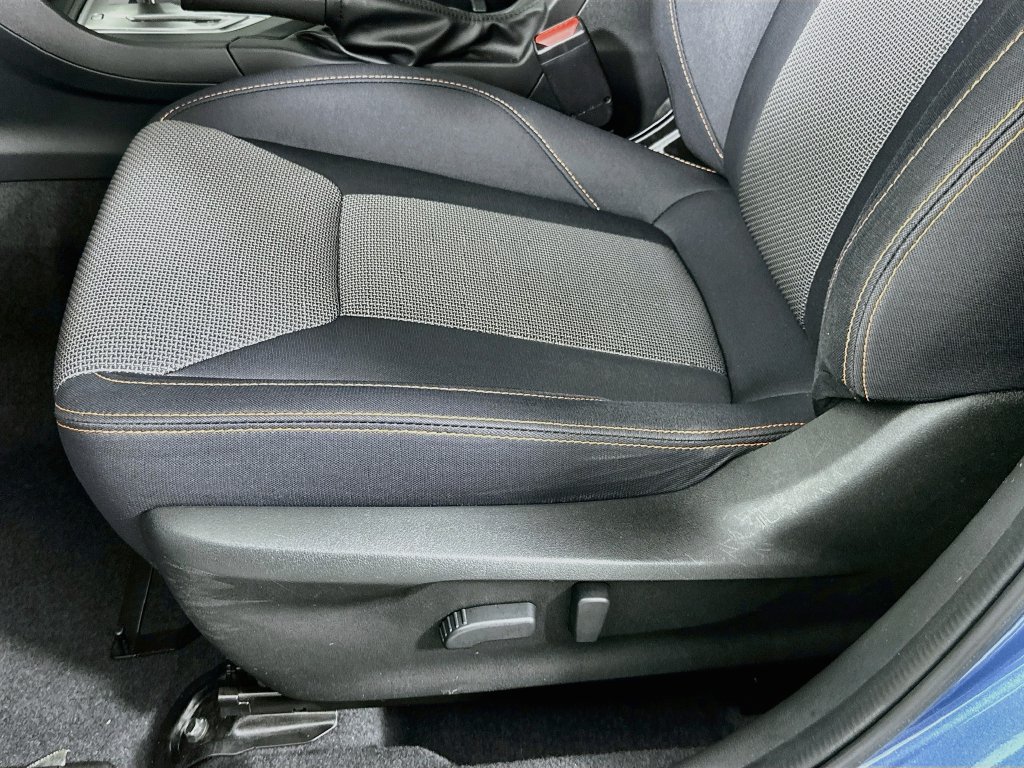 Used 2021 Subaru Crosstrek 2.0i Premium w/ Moonroof Package AWD/4WD image 19