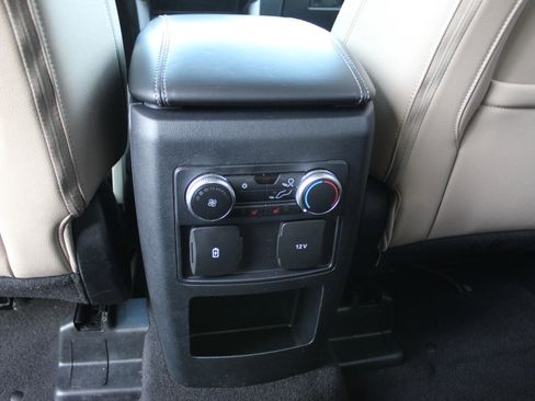 Used 2021 Ford Explorer Limited image 20