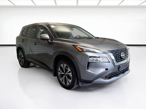 Used 2023 Nissan Rogue SV FWD image 3