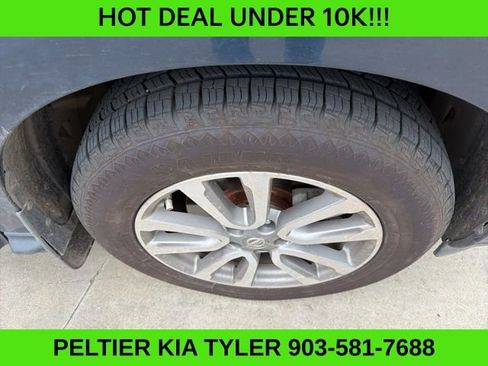 Used 2015 Nissan Pathfinder SV image 13