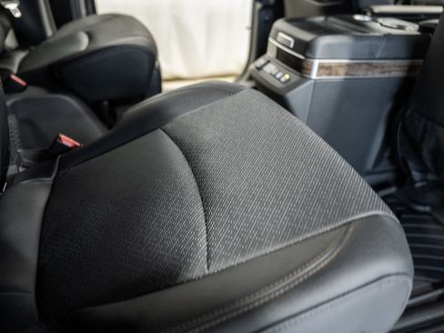 New 2026 Toyota Sienna Platinum AWD/4WD image 34
