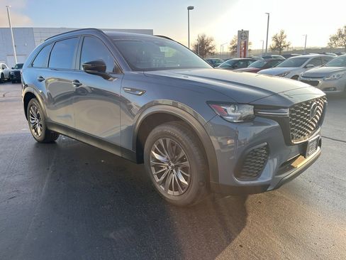 Certified 2025 MAZDA CX-70 3.3 Turbo w/ Preferred Package image 6