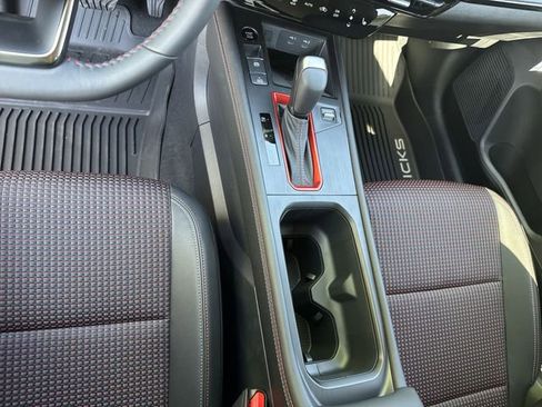 New 2026 Nissan Kicks SR FWD image 22