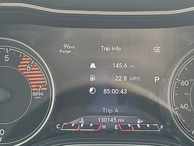 Used 2020 Jeep Cherokee Trailhawk w/ Cold Weather Group AWD/4WD image 16