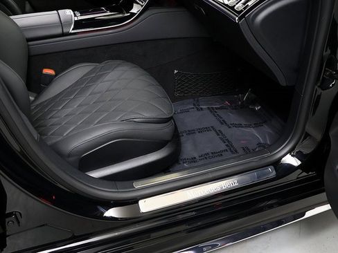 Certified 2025 Mercedes-Benz S 580 S 580 image 36
