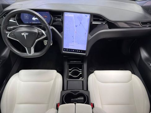 Used 2020 Tesla Model S AWD image 26