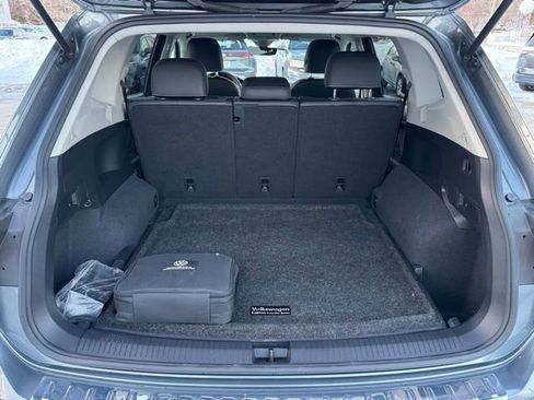 Certified 2022 Volkswagen Tiguan SE image 20