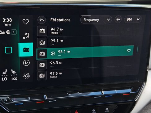 Used 2023 Volkswagen ID.4 Pro RWD image 17