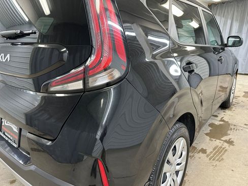 Used 2023 Kia Soul LX FWD image 21