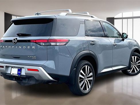 Used 2024 Nissan Pathfinder Platinum w/ Cargo Package image 6