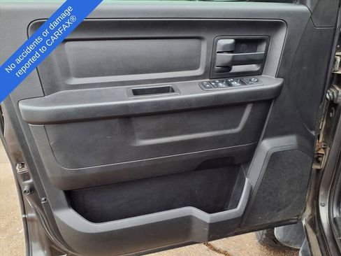 Used 2018 RAM 3500 Tradesman w/ Chrome Appearance Group image 15