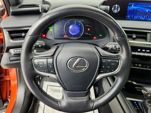 Used 2019 Lexus UX 250h w/ Premium Package image 14