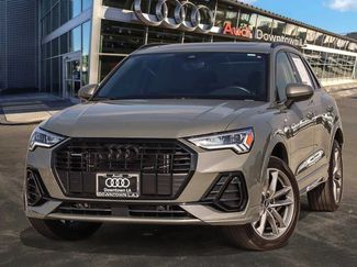 Used 2023 Audi Q3 2.0T Premium w/ Black Optic Sport Package AWD/4WD video 1