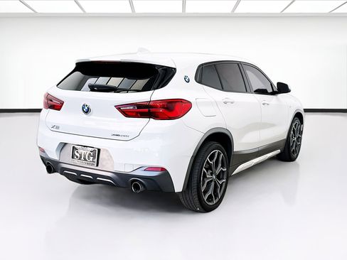 Used 2018 BMW X2 xDrive28i w/ M SportX Package AWD/4WD image 4
