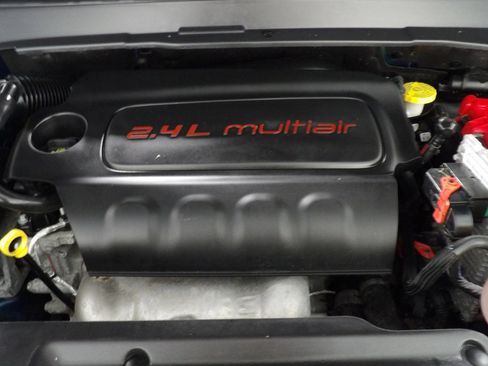 Used 2021 Jeep Compass Latitude AWD/4WD image 21