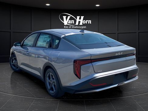 New 2026 Kia K4 FWD image 6