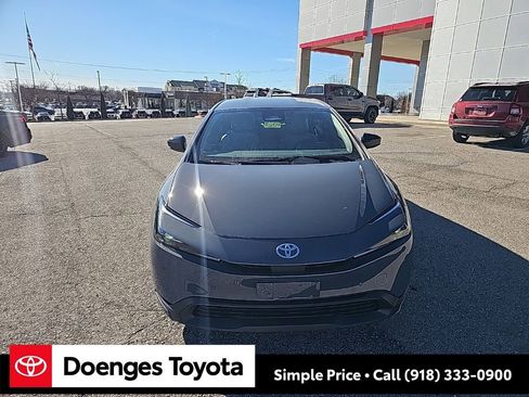 New 2026 Toyota Prius LE image 11