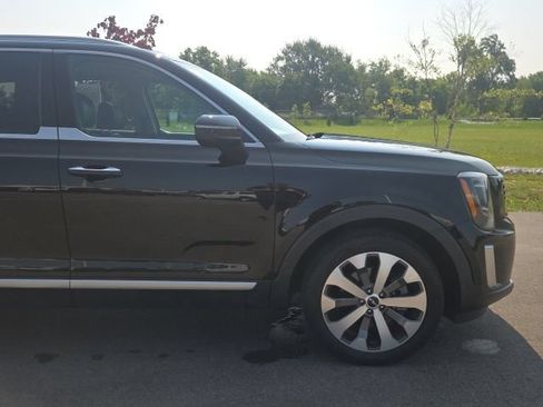 Used 2022 Kia Telluride S AWD/4WD image 4