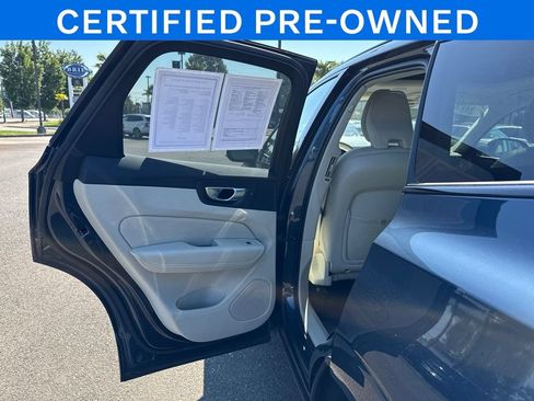 Certified 2024 Volvo XC60 T8 Ultimate w/ Protection Package Premier AWD/4WD image 15