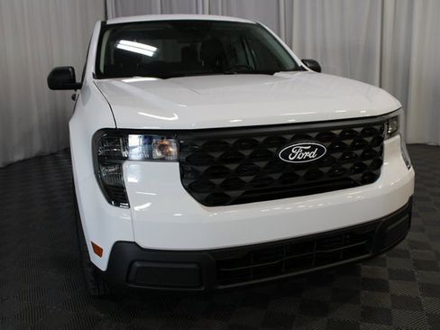 New 2025 Ford Maverick XL w/ Equipment Group 101A image 32