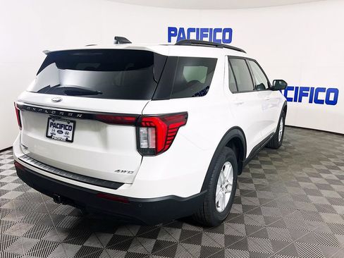 Used 2026 Ford Explorer Active image 10