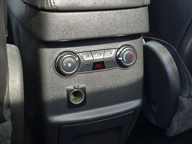 Used 2014 Ford Explorer XLT w/ Equipment Group 202A AWD/4WD image 18