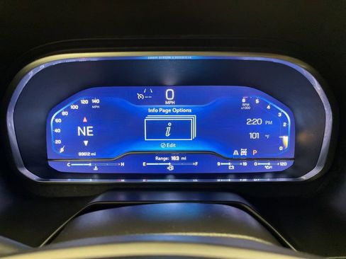 Used 2023 Chevrolet Tahoe Z71 image 11