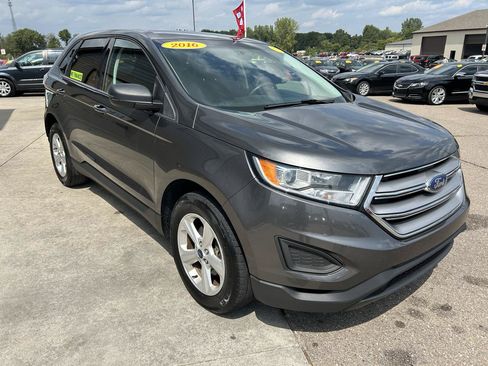 Used 2016 Ford Edge SE FWD image 3