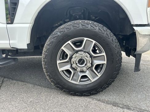 Used 2025 Ford F250 XLT AWD/4WD image 20